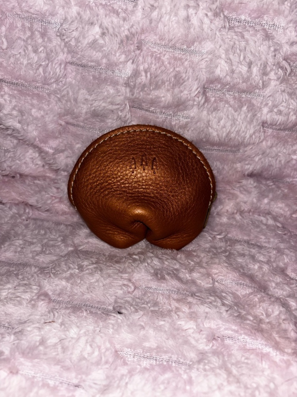 Portland Leather fortune cookie pouch in color Havana